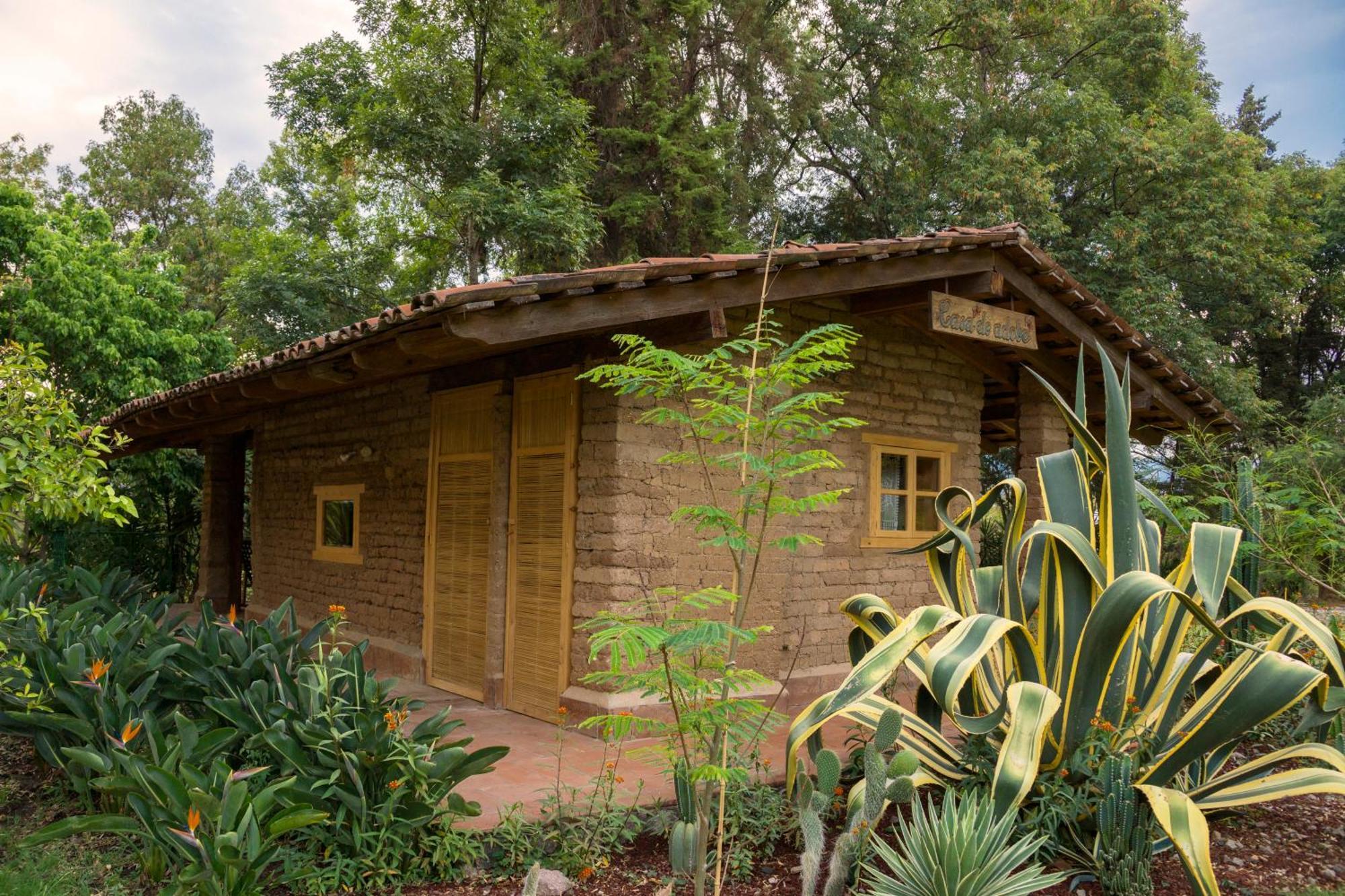 Hotel Rancho San Cayetano Zitácuaro Eksteriør billede