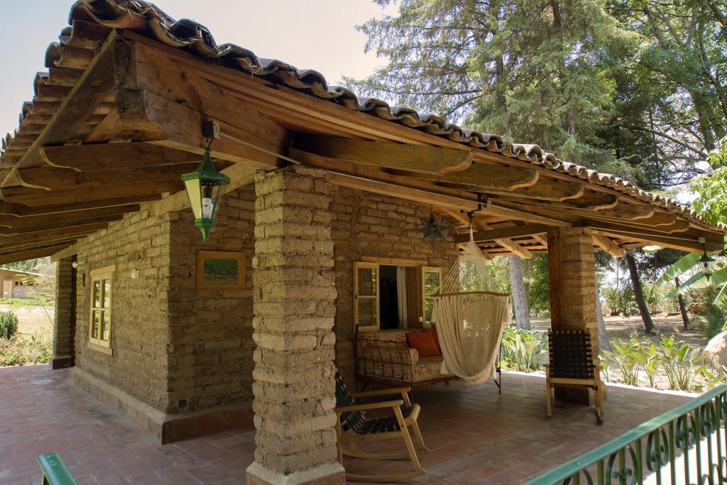 Hotel Rancho San Cayetano Zitácuaro Eksteriør billede